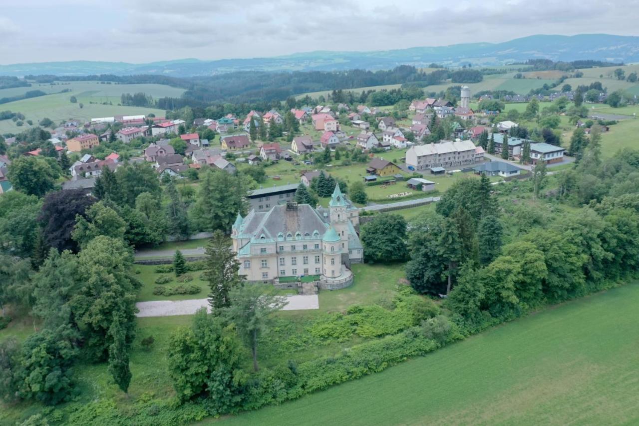 Hotel Vetrov Vysoke nad Jizerou Exterior photo