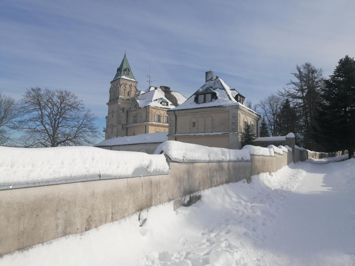 Hotel Vetrov Vysoke nad Jizerou Exterior photo